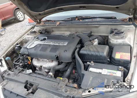 2005 Hyundai Elantra Gls/Gt from USA, damaged, VIN KMHDN46D55U950645